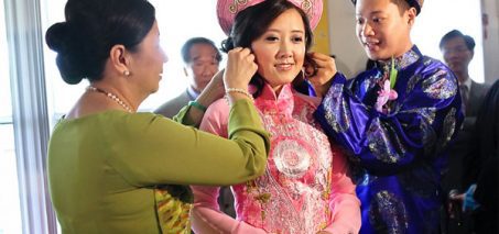 ông mai bà mối